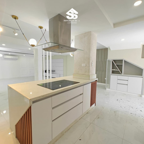 Se Vende Hermosa Casa En Urb. Aramagua Country - Maracay