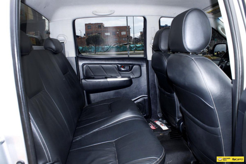 Imagen 17 de 25 de Toyota Hilux Vigo Srv