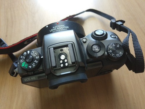 Câmera Digital Mirrorless Canon Eos M5 - Venda Ou Troca