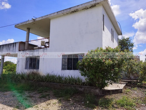 Mesa De La Anacua - Montemorelos