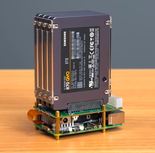 Hat Nas Raspberry Pi 5 - 4x Sata + 1x Esata - Radxa