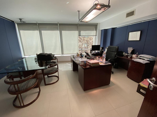 Imagen 2 de 9 de Excelente Oficina En Venta - 100 M2 - Seguridad 24 Hs - Luminoso - Recoleta