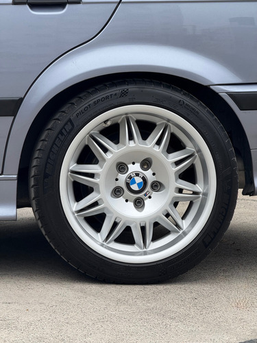 BMW Serie 3 2.0 328i Sedan