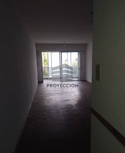 Imagen 2 de 6 de Venta De Monoambiente En Tres Cruces