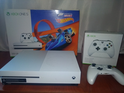 Xbox One S Y Joystick Y 5 Juegos Originales + Fornite Y Cod