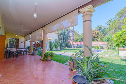 Casa En Un Nivel En Venta En Pedregal De Las Fuentes Jiutepec Morelos