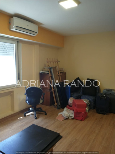 Imagen 15 de 19 de 173 - Importante Estudio Con Recepción Sala De Estar Y Oficinas