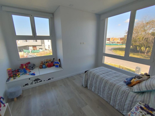 Imagen 29 de 30 de Venta Casa Harás Santa María