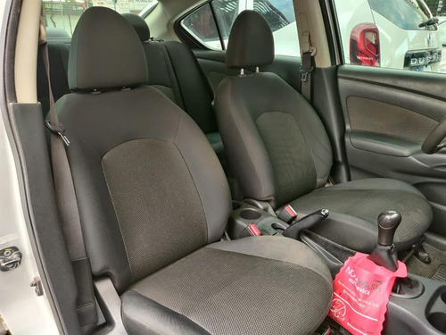 Nissan Versa 1.6 16v Sv Flex Manual