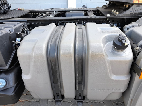 Imagem 24 de 25 de Mercedes-benz Axor2036 4x2 Teto Alto Susp Chassi Metálica