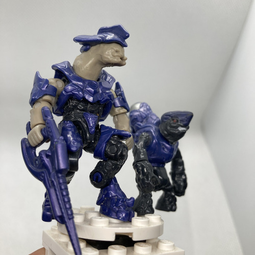 Halo Mega Elite Commando Y Grunt De Set Covenant Storm Lance (Usado)