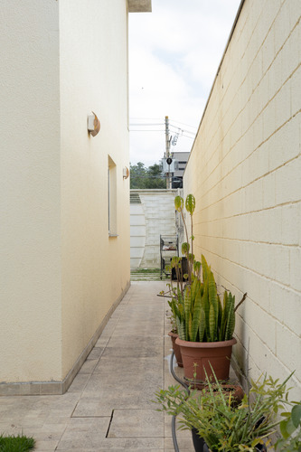 Casa À Venda Condomínio Nova Jaguari Santana De Parnaíba/sp