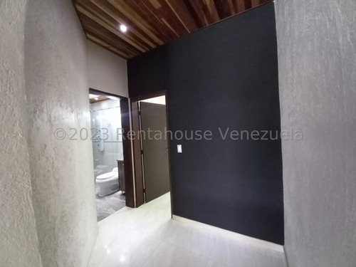 Imagen 12 de 25 de Apartamento En Urb. Antonio Miguel Martínez. San Juan De Los Morros ,23-25656 Y.a