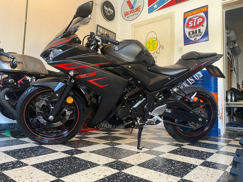 Imagen 7 de 11 de Yamaha R3