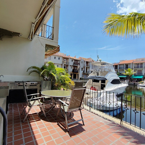 Imagen 1 de 11 de Venta Casa De 4h En El Exclusivo C.r. Pueblo Viejo Del Complejo Turístico El Morro. Amoblada Y Equipada