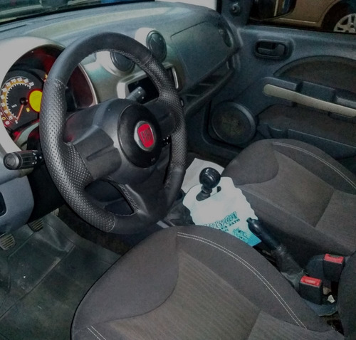 Fiat Uno Evo Way Preto 1.0/8v - 2012/2013