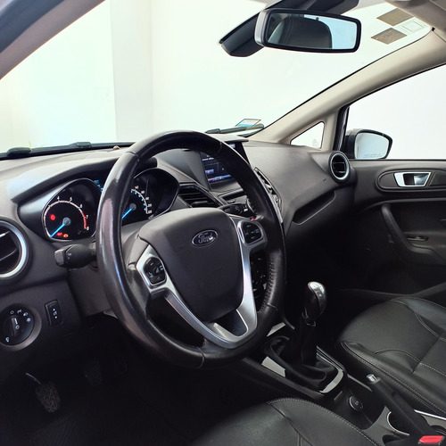 Ford Fiesta Titanium 1.6 4x2 #mkt