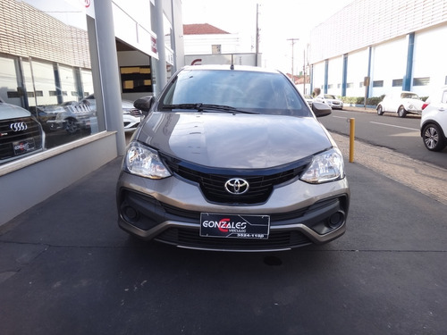 Imagem 1 de 9 de Toyota Etios X 1.3 Automático Flex