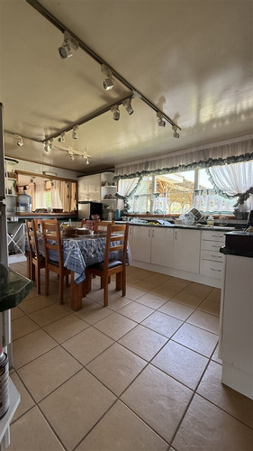 Casa En Venta De 4 Dorm. En Paine