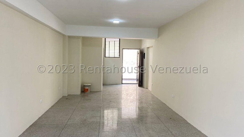 Imagen 22 de 30 de Oficinas En Alquiler Zona Centro Barquisimeto, Económica, Código 23-23437, Mz 31/03