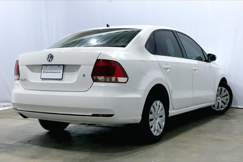 Imagen 12 de 25 de Volkswagen Vento Sedan 4 Pts Starline Ta A/ac Mp3 R-15