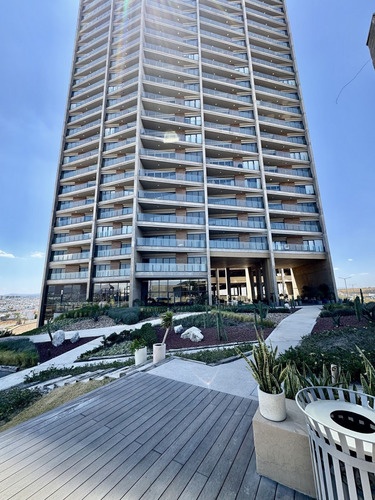 Departamento En Renta $27,280 Mxn, 123 M², P10 Ikani, Juriquilla