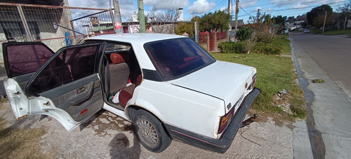 Vendo Monza 1.8 Andando