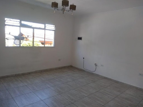 Imagem 4 de 16 de Casa Com 2 Dormitórios Para Alugar, 70 M² Por R$ 1.700,00 - Vila Guarani - Mauá/sp - Ca0173
