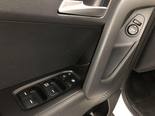 Hyundai Creta 16a Action