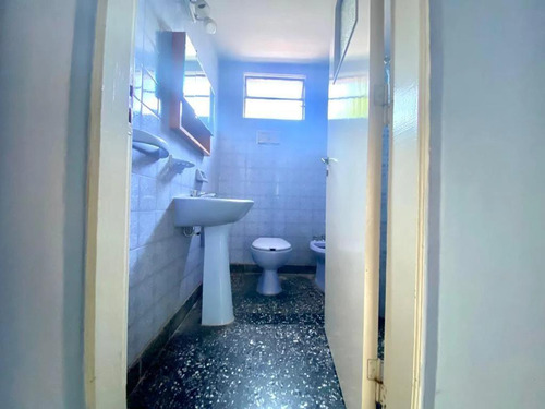 Casa En Venta - 2 Dormitorios 1 Baño 1 Cochera - 358mts2 - San Antonio De Padua