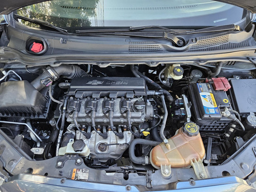 Chevrolet Onix 1.4 Lt 5p