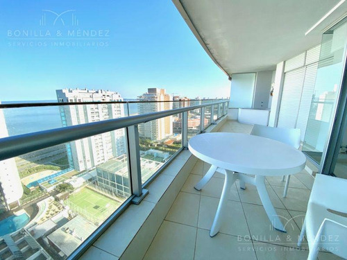 Seasons Tower, 2 Suites, Toilette, Dependencia De Servicio, Muy Buena Vista Al Puerto.
