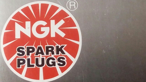Bujías Gran Cherokee Liberty Kk 3.7 4.7 Ngk Zfr6f-11g 6987