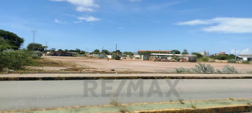 Imagen 17 de 17 de Re/max 2mil Vende Casa En La Vía Principal De Pedregales-juan Griego