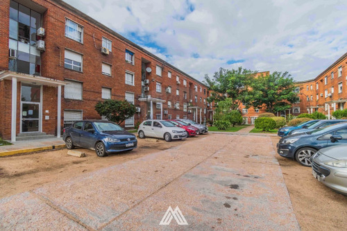 Imagen 13 de 13 de Venta De Apartamento En Pérez Castellanos De 2 Dormitorios Y Un Baño
