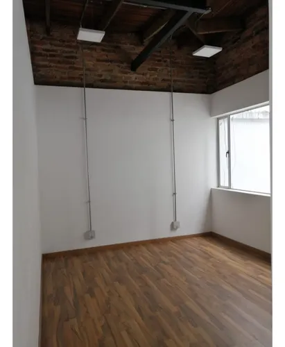 Local En Arriendo, Sector Comercial En Chapinero