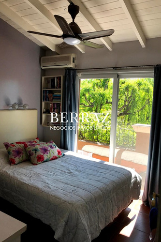 Casa Venta 4 Dormitorios Barrio Bermudas Lote De 890 M2 Pilar