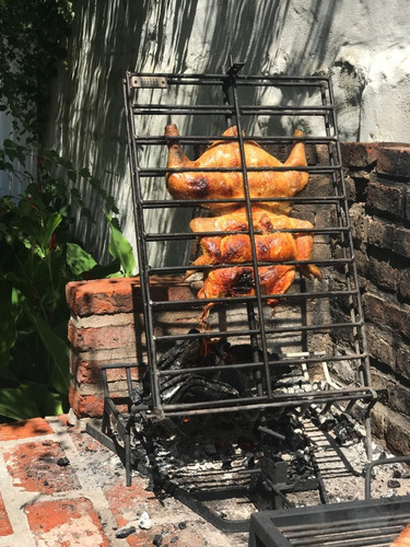 Imagen 5 de 10 de Asador Pinche V 70x50 12kg 95h Varillas Brasas®