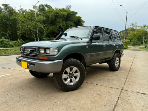Toyota Burbuja 4.5 Autana Fzj80