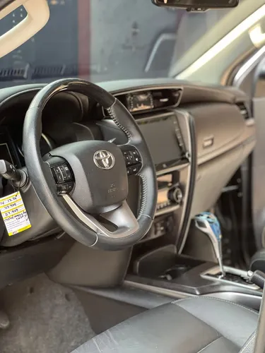 Toyota Fortuner Srv 2.4 Diesel 2022