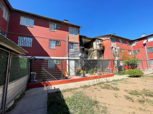 Departamento En Venta De 3 Dorm. En Cerrillos