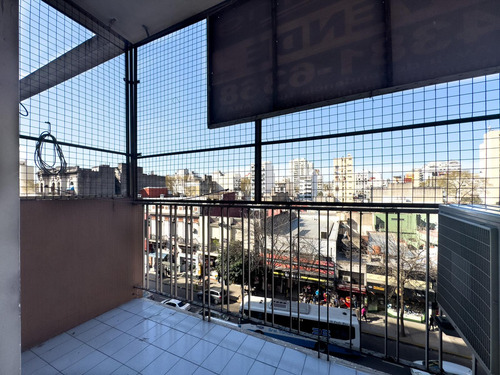Venta - Departamento - 3 Ambientes - Flores