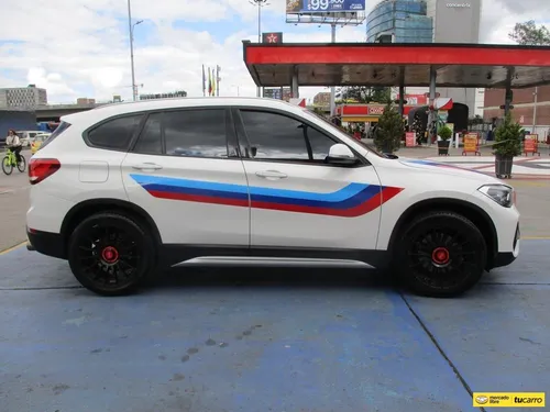 BMW X1 SDRIVE 20i 2000CC AT AA