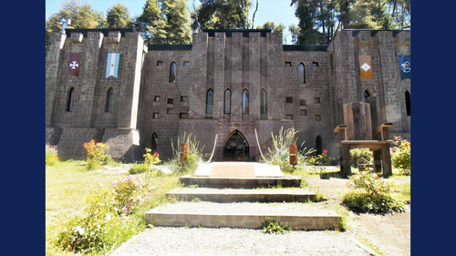 Imagen 1 de 17 de Venta Hotel Castillo Del Caballero, 943m2, Lote De 4500 M2 En Faldeo Del Bayo Villa La Angostura