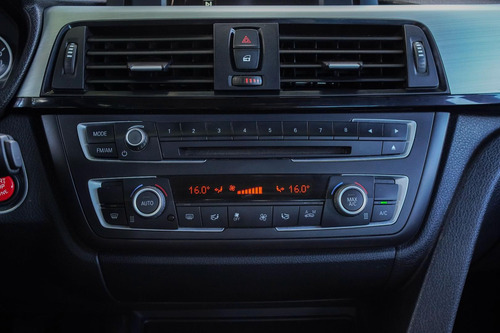 BMW Serie 3 320i 2.0 16v Turbo Active Flex 4p Automatico