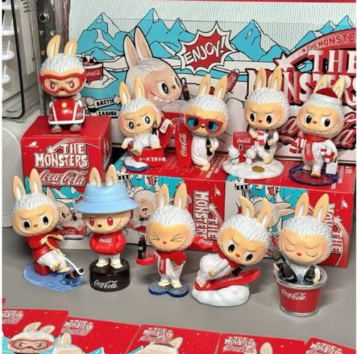 Muñeca Pop Mart Labubu Coca Cola Enjoy Coleccionable