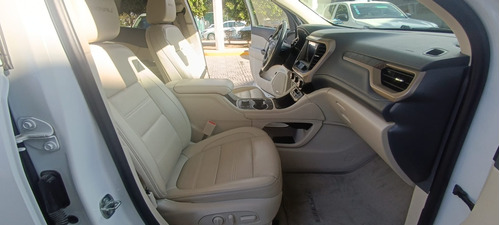 GMC Acadia Denali
