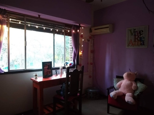 Imagen 6 de 14 de Casa 4 Dormitorios Excelente Ubicación.con Pileta