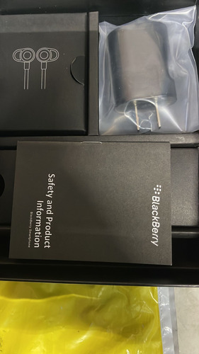Blackberry Passport Q30 Liberado. Red Edition. Impecable. Leer!! (Usado)