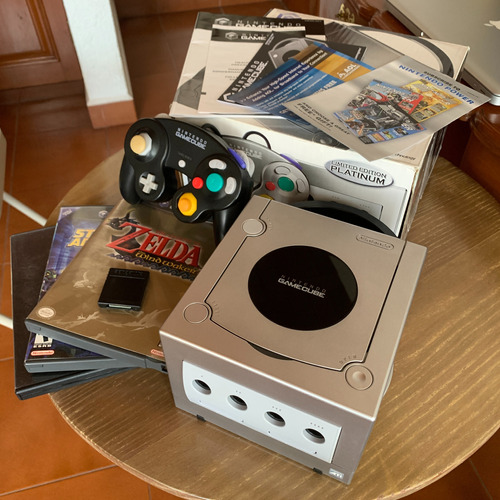 Consola Nintendo Gamecube Plateada En Caja Original Perfecto